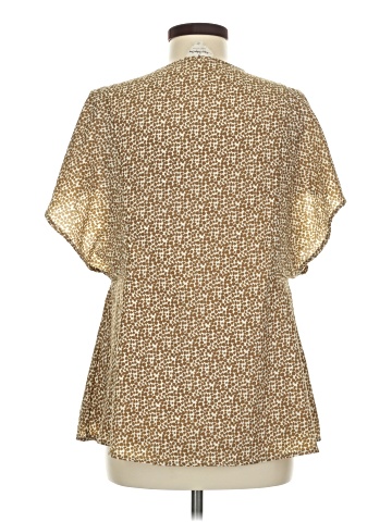 Betsey's Boutique Shop Short Sleeve Blouse (view 2)