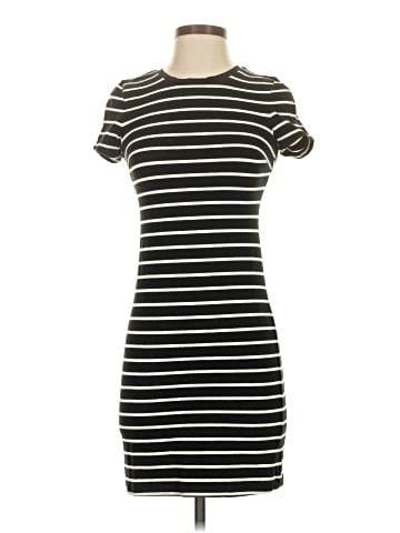 Old Navy Casual Dress (view 1)