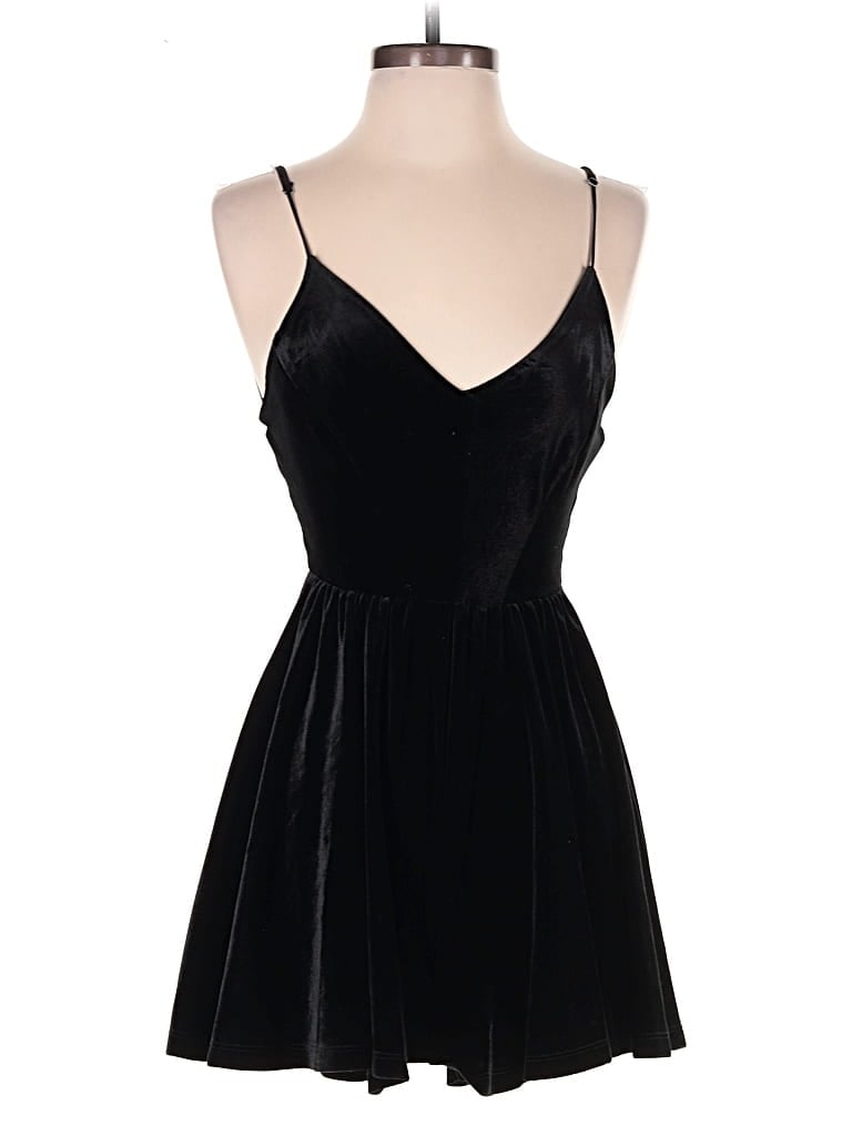 Pre-owned Silence And Noise Romper In Black