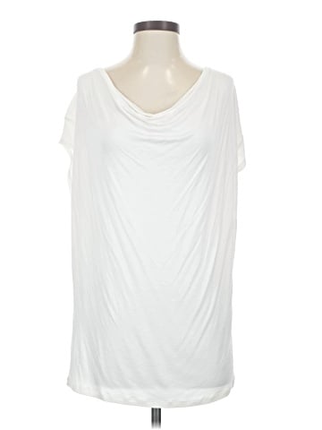 Cha Cha Vente Short Sleeve Top (view 1)