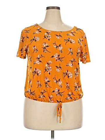 Rewind Short Sleeve Top (view 1)