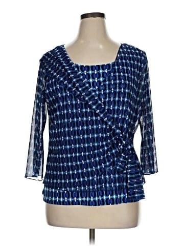 Nicola 3/4 Sleeve T-Shirt (view 1)