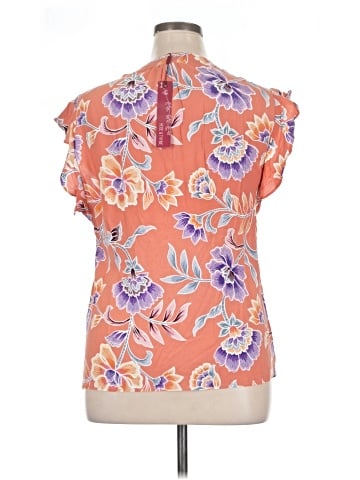Rose & Thyme Short Sleeve Blouse (view 2)