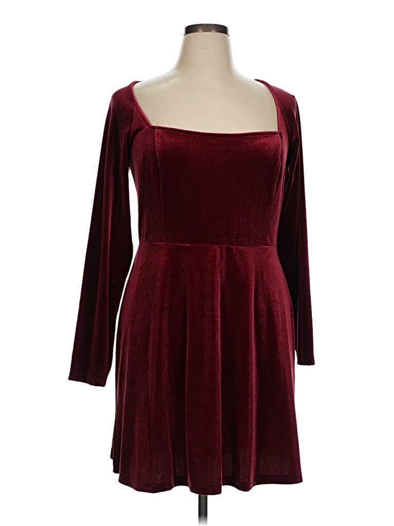 Pre-owned Old Navy Cocktail Dress In Burgundy