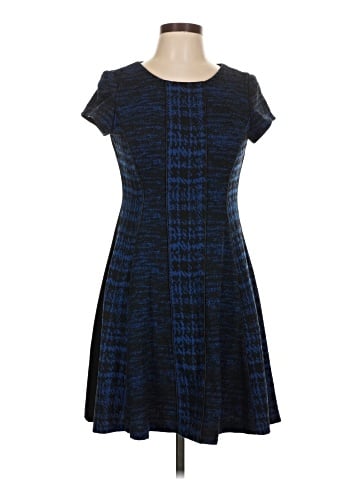 Sandra Darren Casual Dress (view 1)