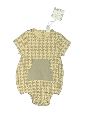 Kate Quinn Organics Short Sleeve Onesie (view 1)