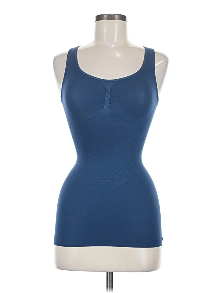 Pre-owned Uniqlo Sleeveless T-shirt In Blue