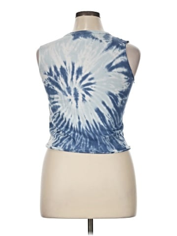 Ocean Drive Clothing Co. Tank Top (view 2)