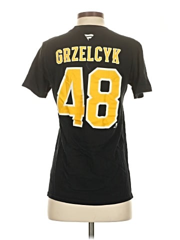 Fanatics Short Sleeve T-Shirt (view 2)