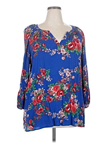 The Pioneer Woman 3/4 Sleeve Blouse (view 1)