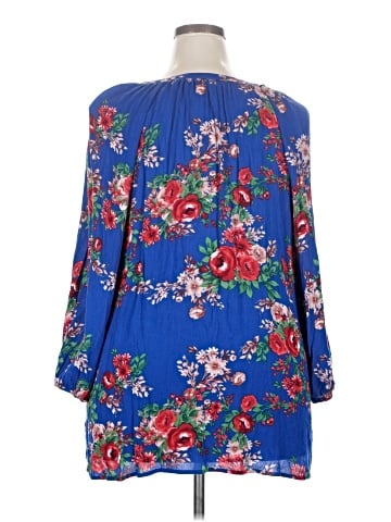 The Pioneer Woman 3/4 Sleeve Blouse (view 2)