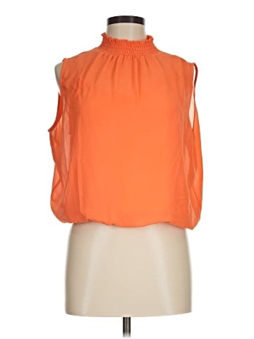 Versona Tank Top (view 1)