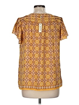 Max Studio Short Sleeve Blouse (view 2)
