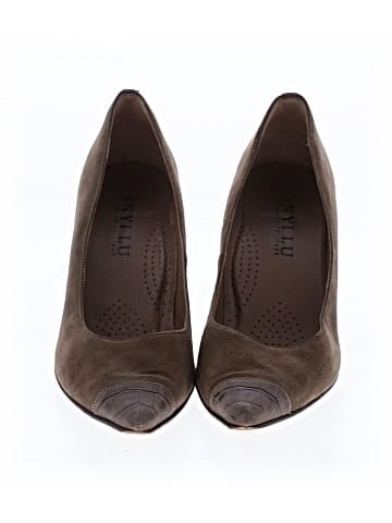 Anyi Lu Heels (view 2)