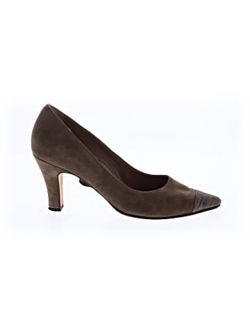 Anyi Lu Heels (view 1)