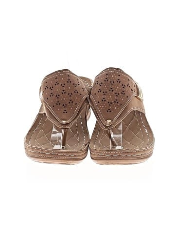 Unbranded Wedges (view 2)
