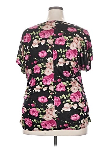 Annabelle Short Sleeve T-Shirt (view 2)