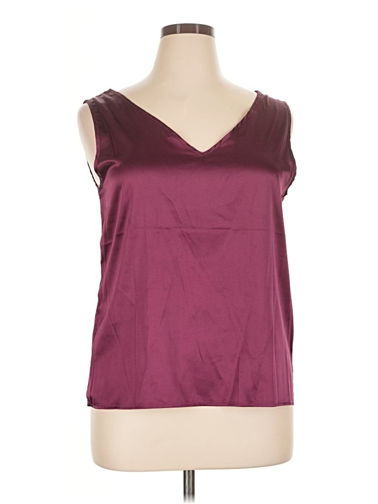 Pre-owned Shein Sleeveless T-shirt In Burgundy