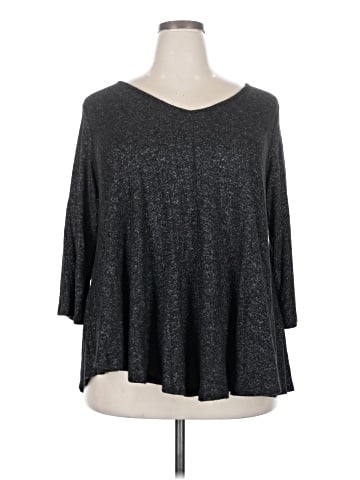 Green Envelope 3/4 Sleeve Top (view 1)