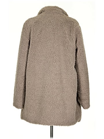 BB Dakota Coat (view 2)