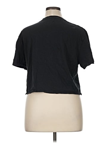 Fabletics Short Sleeve T-Shirt (view 2)