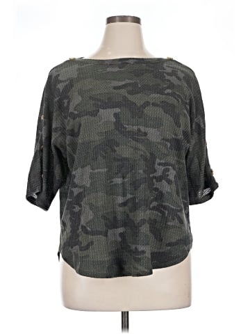 Kim & Cami Short Sleeve Top (view 1)