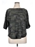 Kim & Cami Camo Gray Short Sleeve Top Size 1X - photo 1