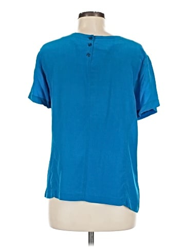 Casual Corner Short Sleeve Top (view 2)