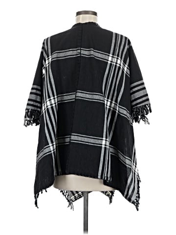 Rory Beca Poncho (view 2)