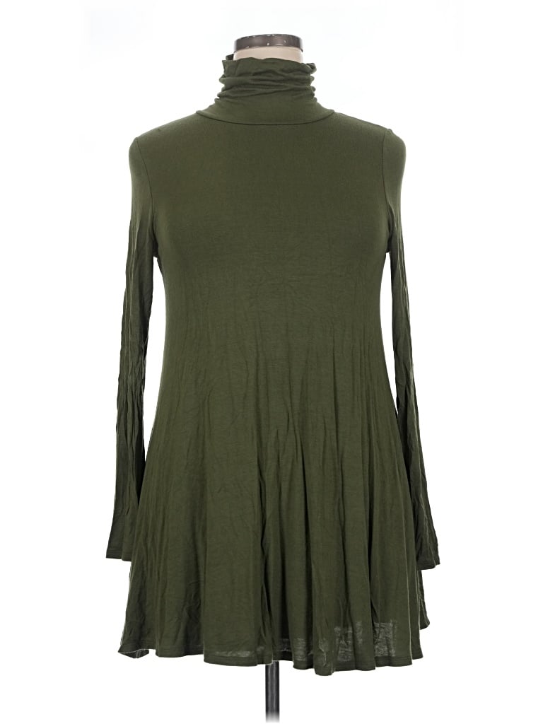 Pre-owned Lulus Long Sleeve Turtleneck In Green