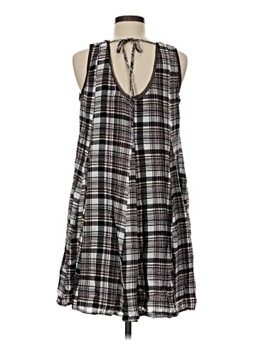 Mystree Casual Dress (view 2)