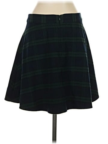 Old Navy Casual Skirt (view 2)