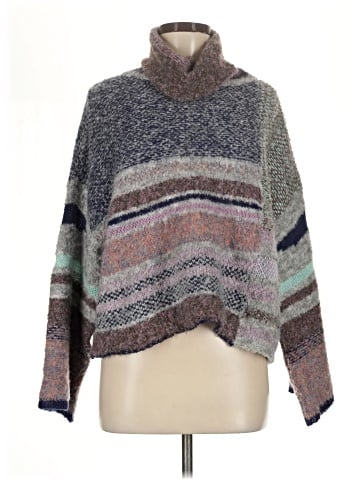 Fate Poncho (view 1)