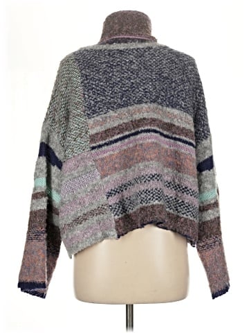 Fate Poncho (view 2)