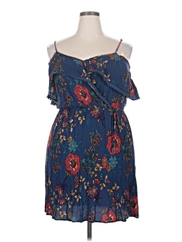 Xhilaration Casual Dress (view 1)