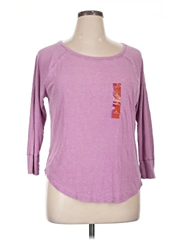 Mossimo Supply Co. 3/4 Sleeve T-Shirt (view 1)