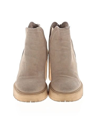 Dolce Vita Ankle Boots (view 2)