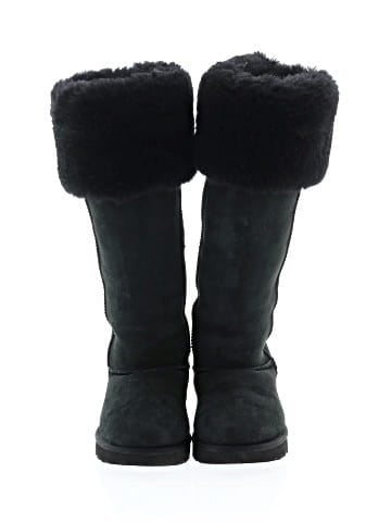 Ugg Boots (view 2)