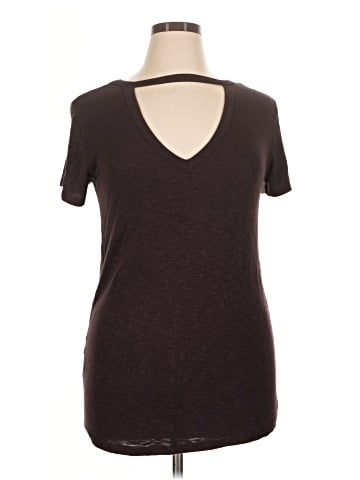Laila Jayde Short Sleeve T-Shirt (view 1)
