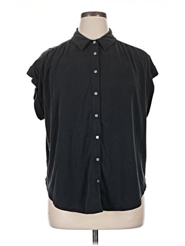 Lou & Grey Short Sleeve Blouse (view 1)