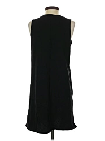 Old Navy Casual Dress (view 2)