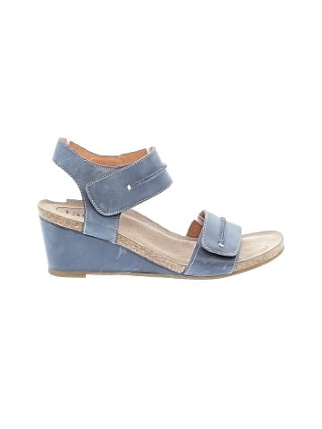 Taos Wedges (view 1)