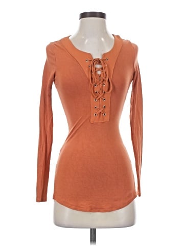 Harlowe & Graham Long Sleeve Top (view 1)