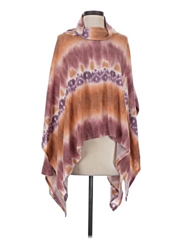 Ivy Jane Poncho (view 1)