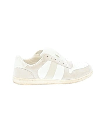Universal Thread Sneakers (view 1)