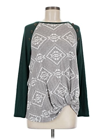 Maurices 3/4 Sleeve T-Shirt (view 1)