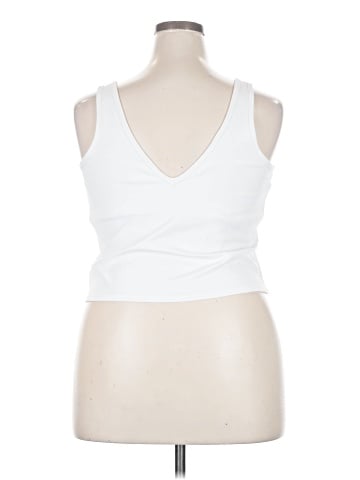 Gap Fit Tank Top (view 2)