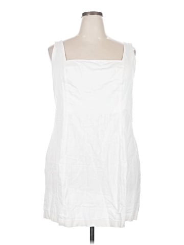 Old Navy Casual Dress (view 1)
