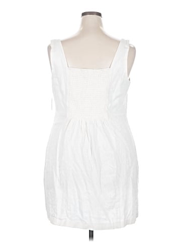 Old Navy Casual Dress (view 2)
