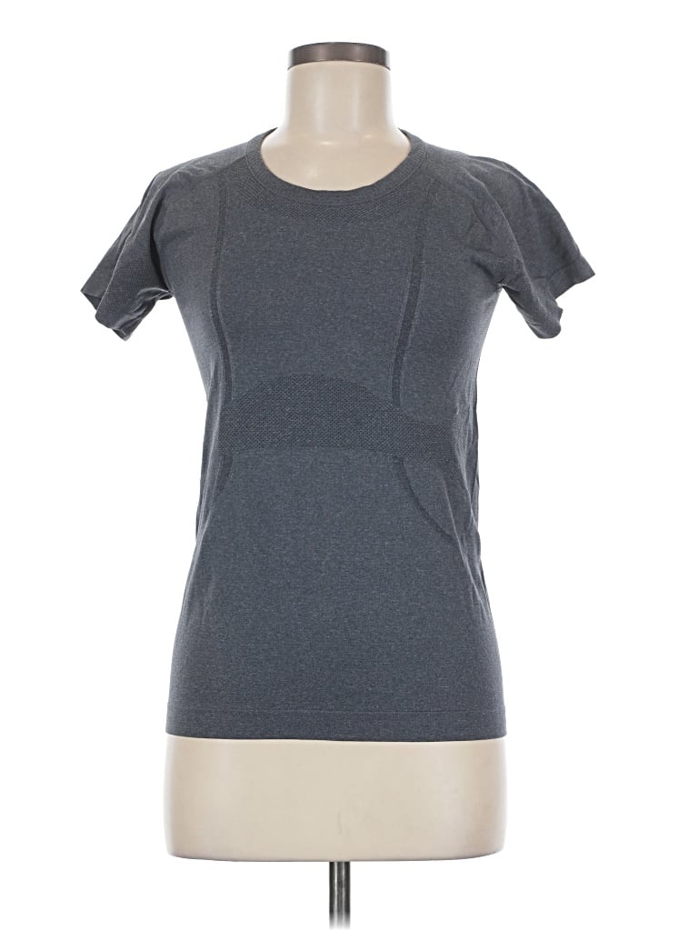 Pre-owned Lululemon Athletica Active T-shirt In Gray